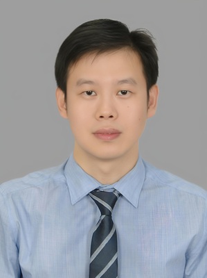 杨森
总会计师