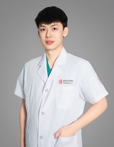 罗智浩
急救中心，主治中医师