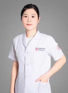 翁惠珍
急救中心，住院医师